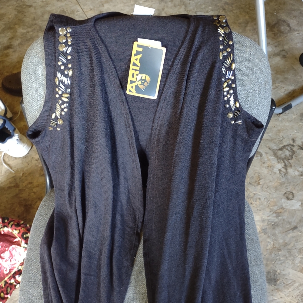 Ariat sleeveless sweater vest